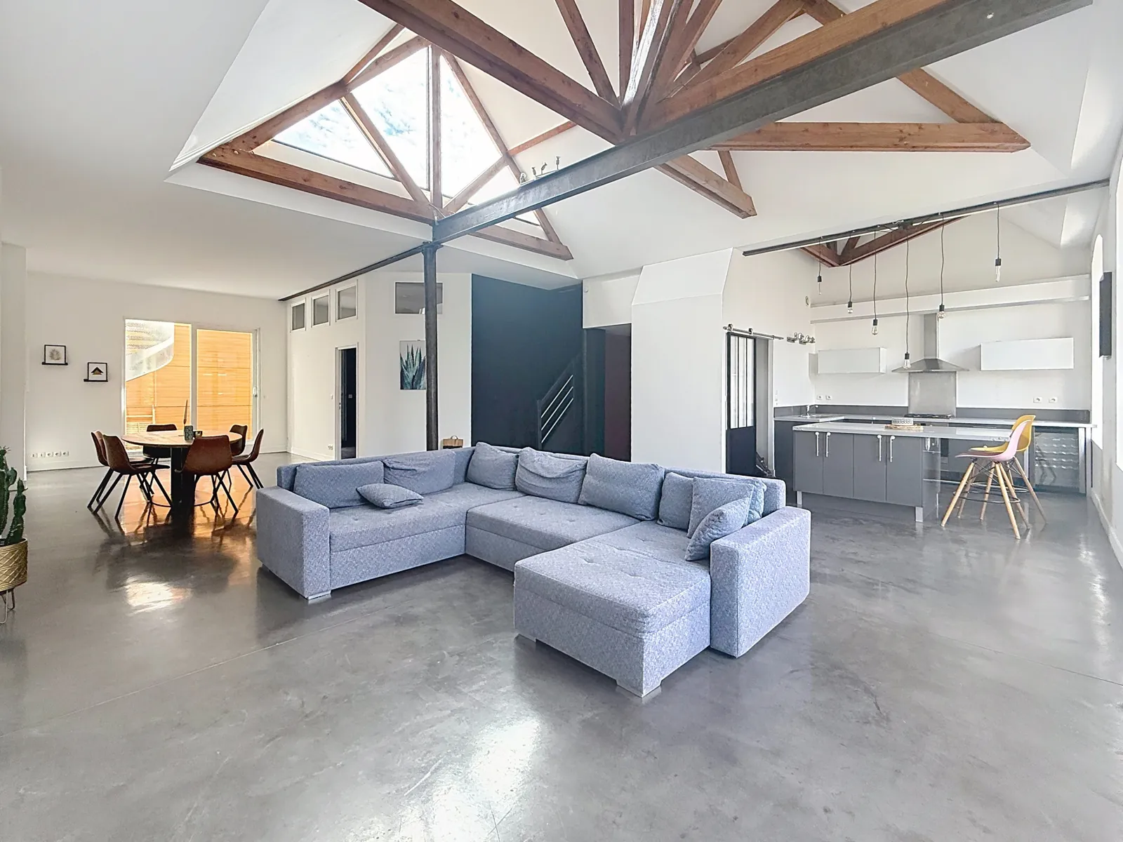 Appartement 3 pièces 150 m² · à Tourcoing · 150 m² · 275 000 €