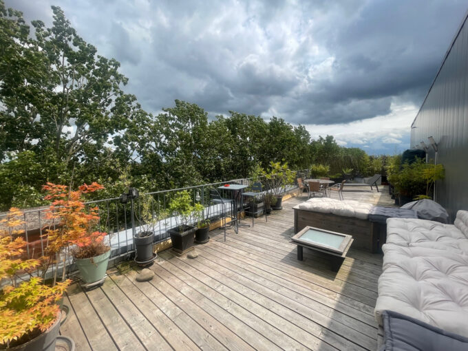 À vendre   Superbe loft avec terrasse